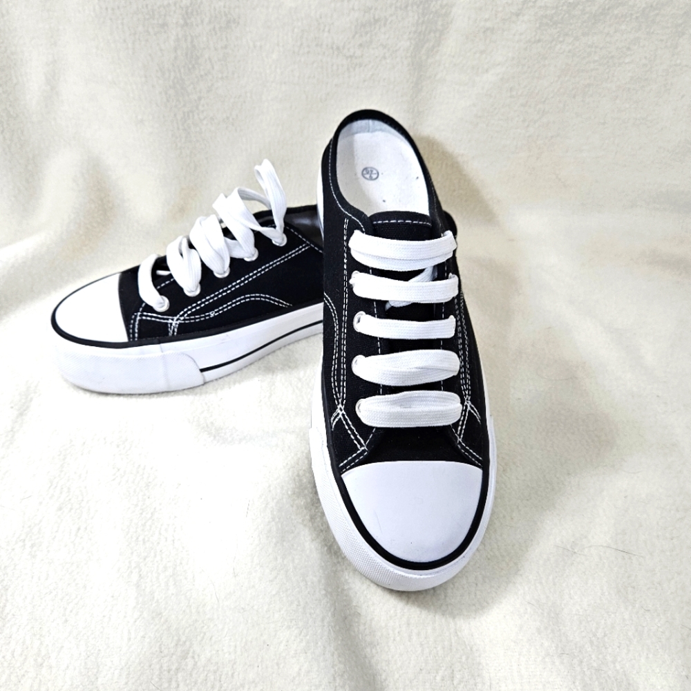 Slip on canvas dup